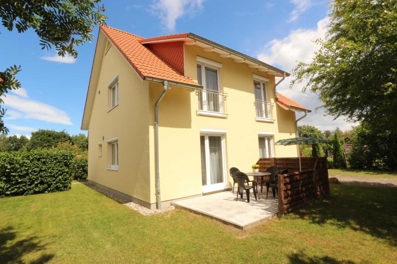 Ferienhaus Ahorn Mit Garten In 치노비츠 외부 사진